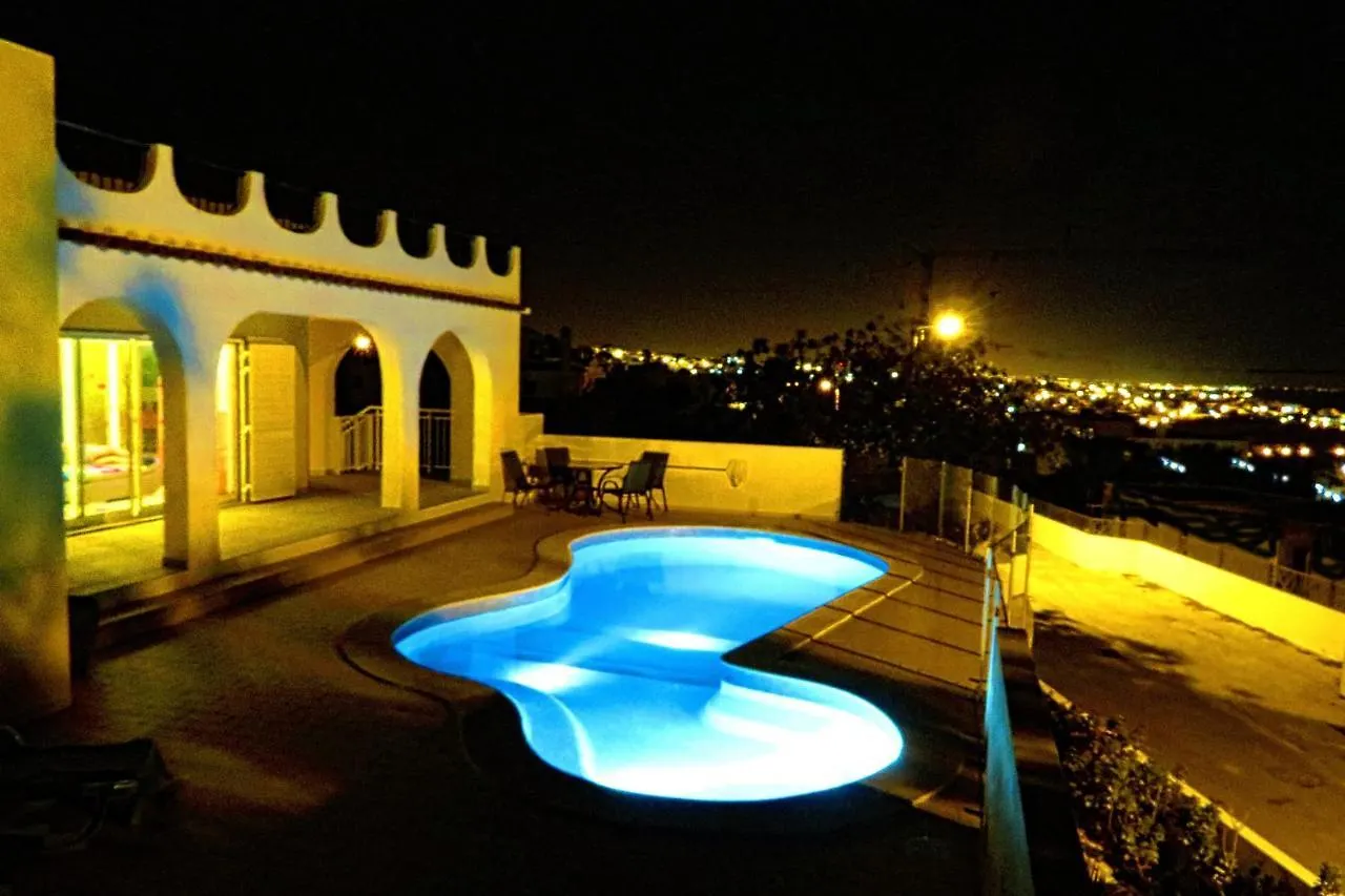 Villa Esmeralda البوفيرا