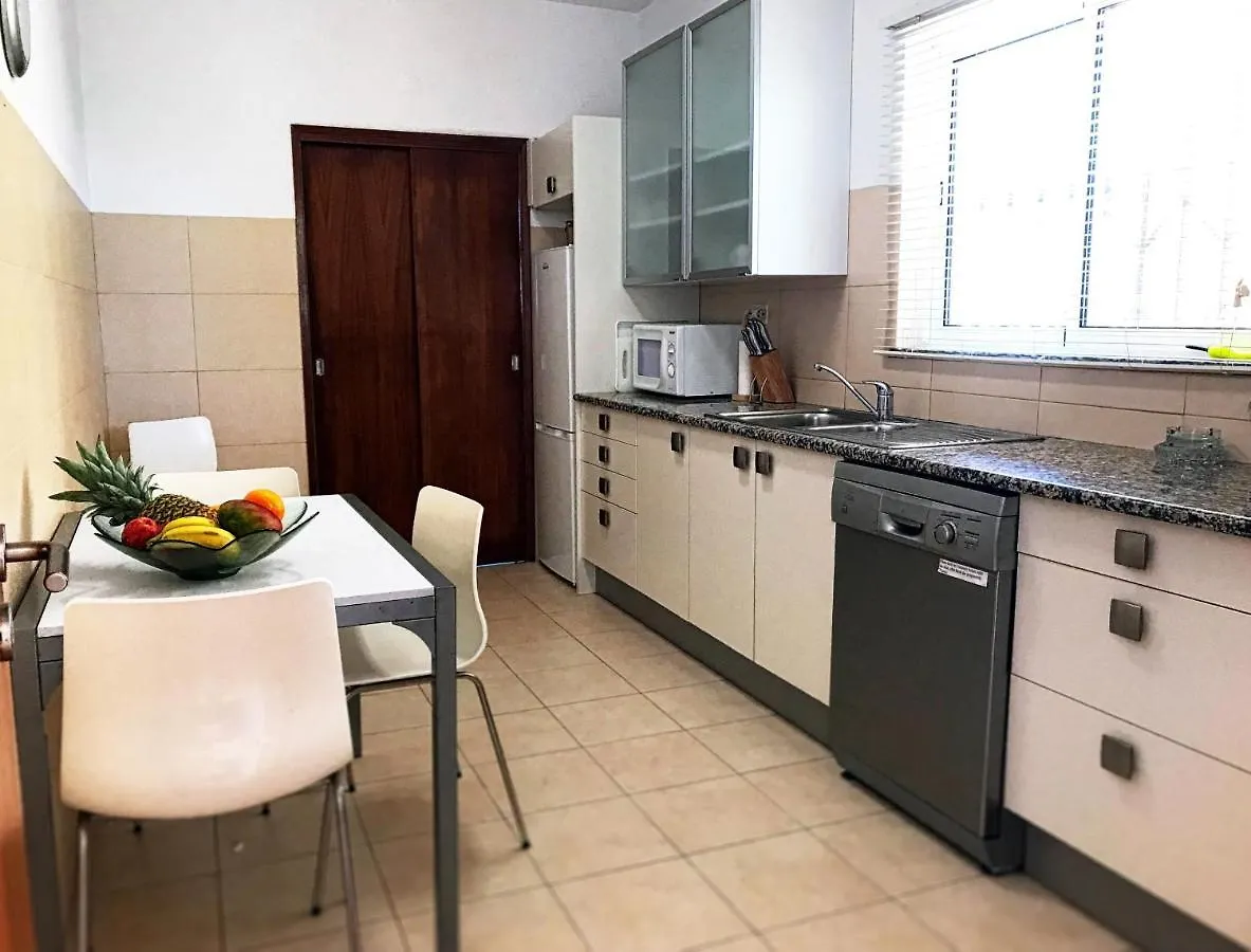 Villa Esmeralda البوفيرا 0*,  البرتغال